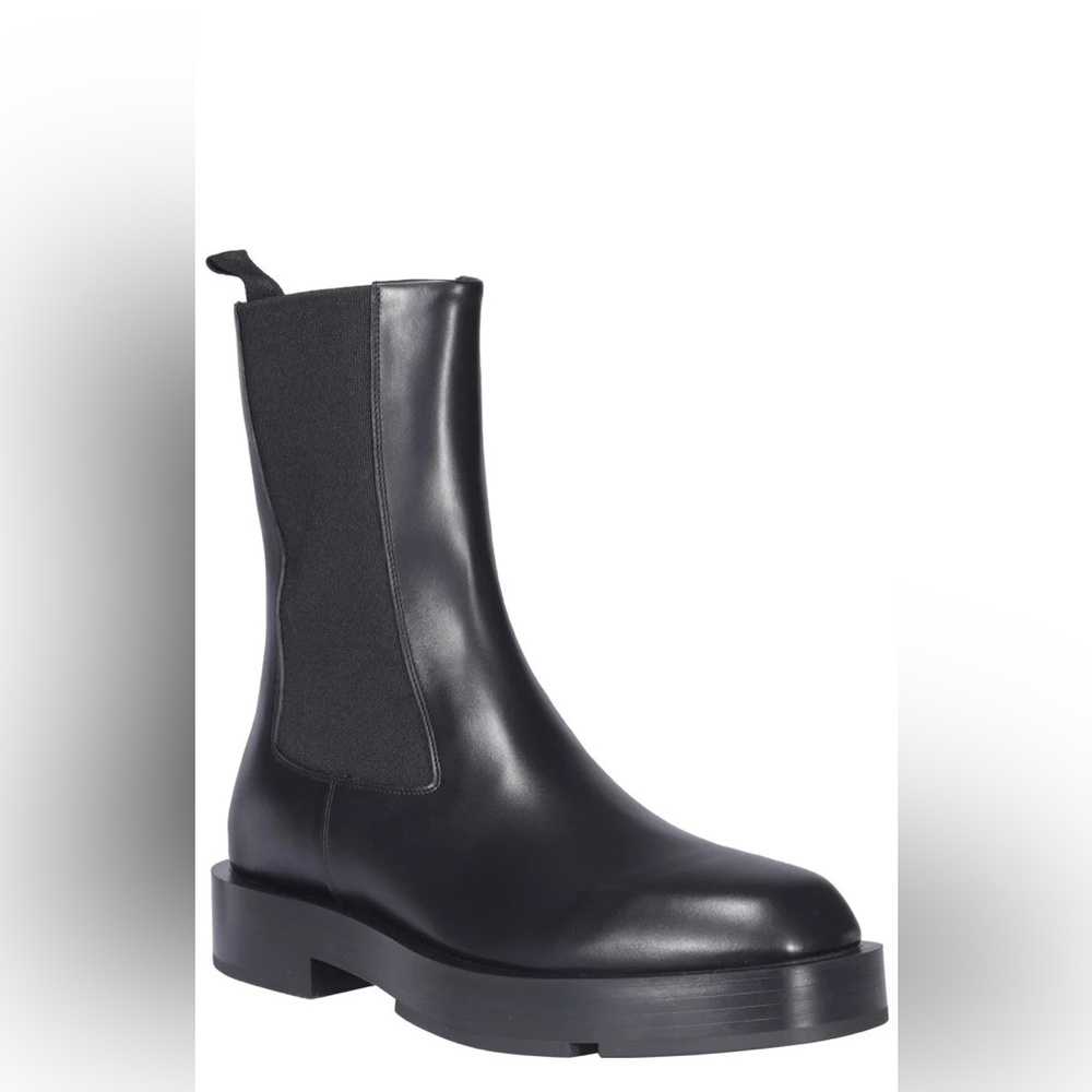 Givenchy Chelsea Boots - 4G